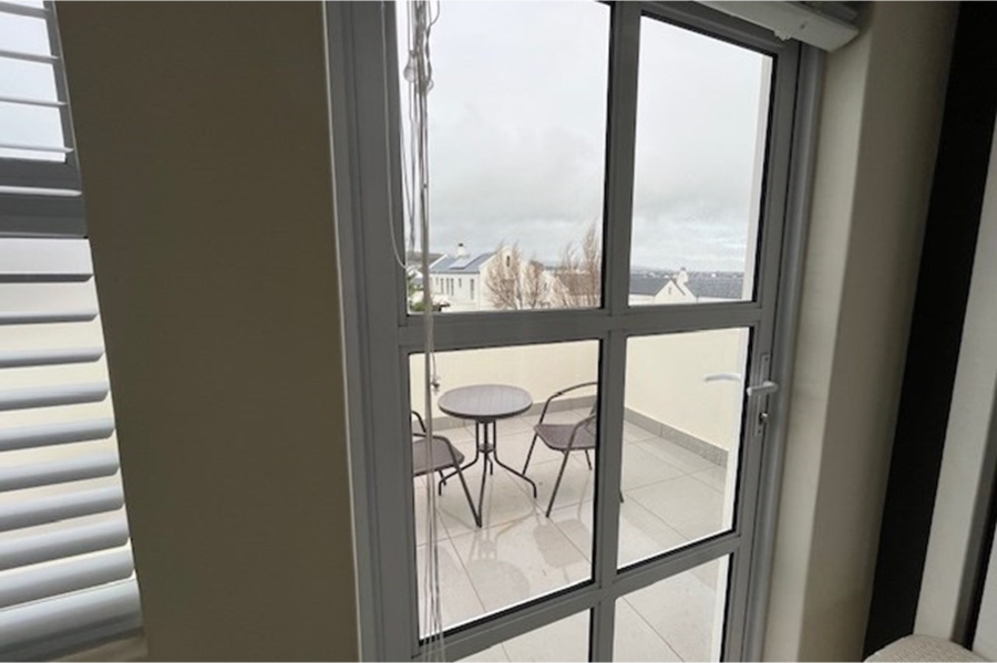 To Let 4 Bedroom Property for Rent in Croydon Olive Estate Western Cape